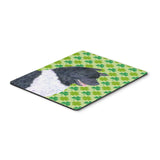 Caroline'S Treasures Mouse/Hot Pad/Trivet, Akita St. Patrick'S Day Shamrock Portrait (Ss4452Mp)