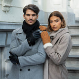 Sebastian (black) – Sheepskin leather gloves with snap closure & touchscreen feature