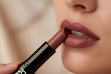 Long-Wear Hydrating Matte Lipstick – Vegan